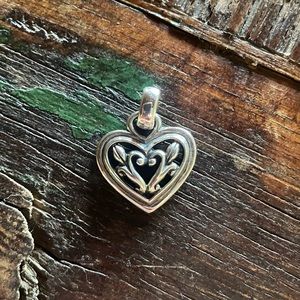 Necklace pendant. Sterling silver